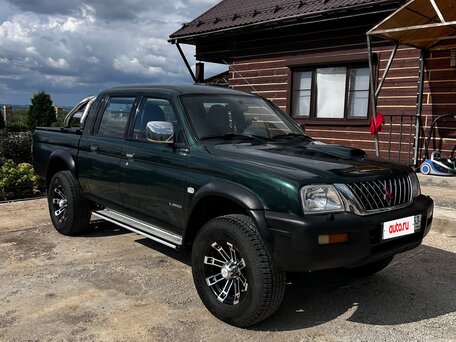 2004 Mitsubishi L200 III, зелёный, 900000 рублей, вид 5