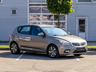 2010 Kia Ceed I Рестайлинг, серебристый, 795000 рублей, вид 3