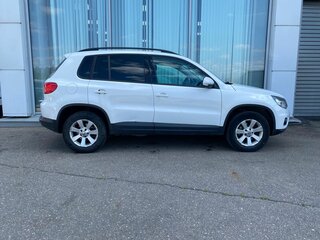 2013 Volkswagen Tiguan I Рестайлинг, белый, 1150000 рублей, вид 4
