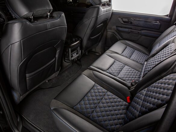 2024 Ram 1500 Crew Cab V Рестайлинг, чёрный, 9998000 рублей - вид 28
