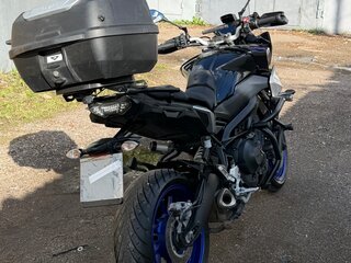 2018 Yamaha MT-09 Tracer (FJ-09), синий, 800000 рублей, вид 3