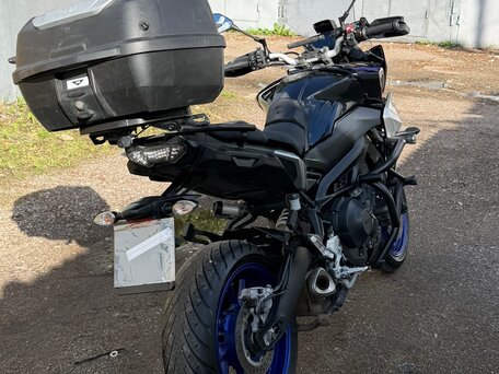 2018 Yamaha MT-09 Tracer (FJ-09), синий, 700000 рублей, вид 3