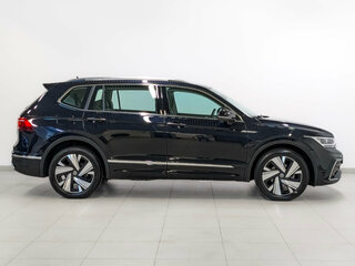 2023 Volkswagen Tiguan L II Рестайлинг (China Market), чёрный, 4100000 рублей, вид 4