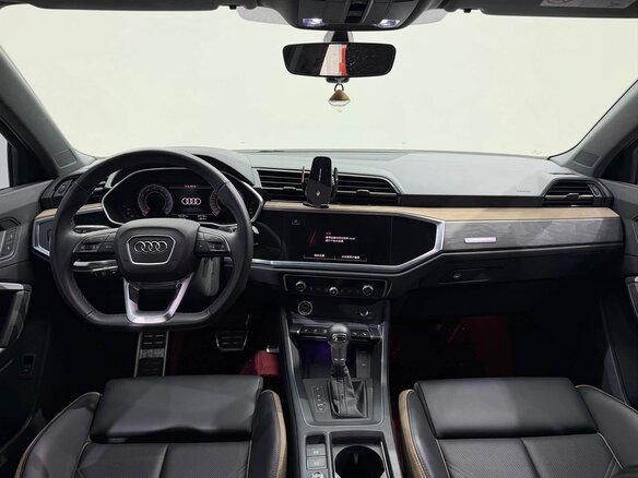 2023 Audi Q3 35 TFSI II (F3), белый, 1900000 рублей - вид 4