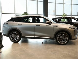 2024 Exeed RX, серый, 5200000 рублей, вид 2