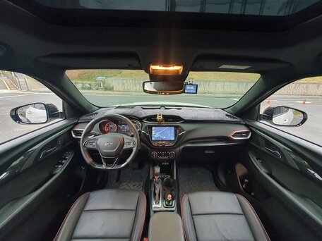 2022 Chevrolet TrailBlazer III, чёрный, 2300000 рублей, вид 5