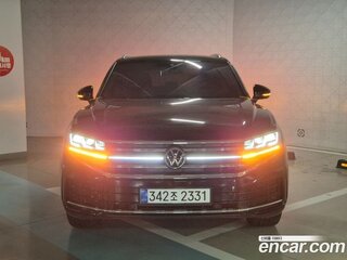 2026 Volkswagen Touareg III Рестайлинг, коричневый, 12673000 рублей, вид 2
