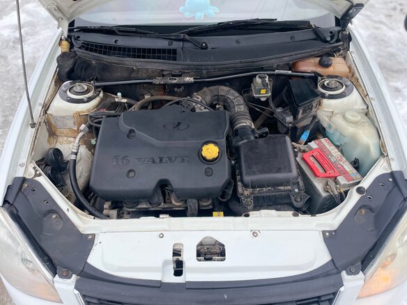 2011 Lada (ВАЗ) Priora I, белый, 390000 рублей - вид 12
