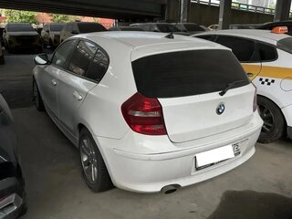 2011 BMW 1 серии 116i I (E81/E82/E87/E88) Рестайлинг, белый, 475000 рублей, вид 4