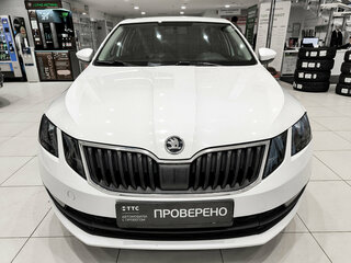 2018 Skoda Octavia III (A7) Рестайлинг, белый, 1450000 рублей, вид 2