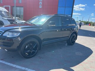 2007 Volkswagen Touareg I Рестайлинг, чёрный, 930000 рублей, вид 2
