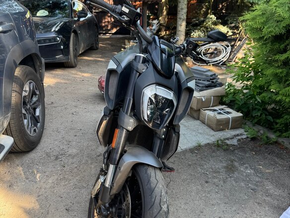 2019 Ducati Diavel, серый, 2400000 рублей - вид 2