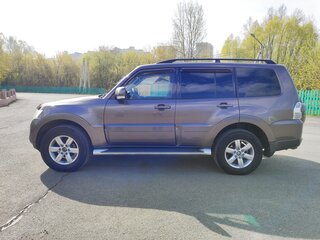 2012 Mitsubishi Pajero IV Рестайлинг 1, коричневый, 2190000 рублей, вид 4