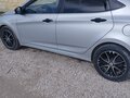2011 Hyundai Solaris I, серебристый, 730000 рублей - вид 2
