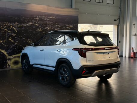 2026 Kia Seltos I Рестайлинг, белый, 2400000 рублей, вид 4