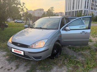 2004 Ford Focus I Рестайлинг, серебристый, 211900 рублей, вид 2