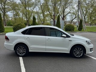 2019 Volkswagen Polo V Рестайлинг, белый, 790000 рублей, вид 4