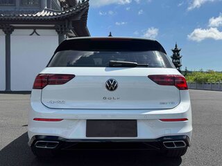 2022 Volkswagen Golf VIII, белый, 1730000 рублей, вид 5