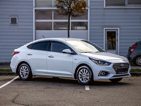 2020 Hyundai Solaris II, белый, 1385000 рублей, вид 3