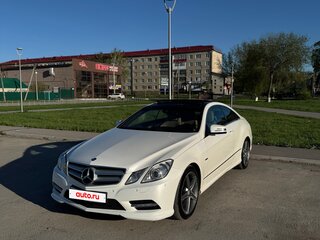 2012 Mercedes-Benz E-Класс 200 7G-Tronic IV (W212, S212, C207), белый, 1400000 рублей, вид 3