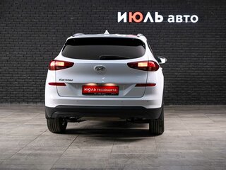 2020 Hyundai Tucson III Рестайлинг, белый, 2200000 рублей, вид 5
