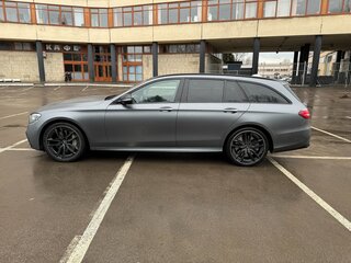 2022 Mercedes-Benz E-Класс AMG 53 AMG V (W213) Рестайлинг, серый, 6790000 рублей, вид 4