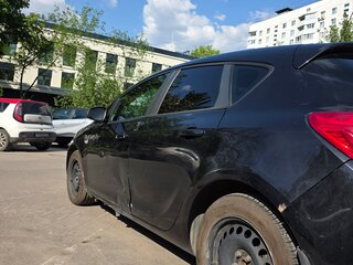 2011 Opel Astra J, чёрный, 450000 рублей, вид 3
