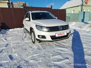 2011 Volkswagen Tiguan I Рестайлинг, белый, 1030000 рублей, вид 4