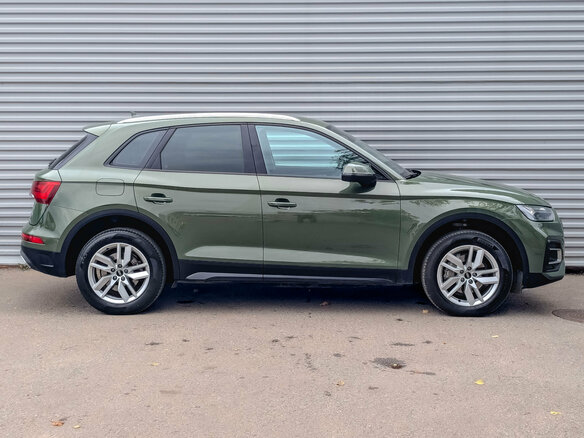 2021 Audi Q5 45 TFSI II (FY) Рестайлинг, зелёный, 4490000 рублей - вид 4