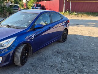 2013 Hyundai Solaris I, синий, 760000 рублей, вид 2
