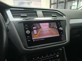 2020 Volkswagen Tiguan II Рестайлинг, белый, 3150000 рублей, вид 4