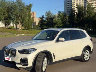 2021 BMW X5 25d IV (G05/G18), белый, 6850000 рублей, вид 3