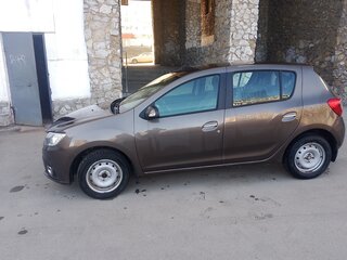 2019 Renault Sandero II Рестайлинг, коричневый, 900000 рублей, вид 5