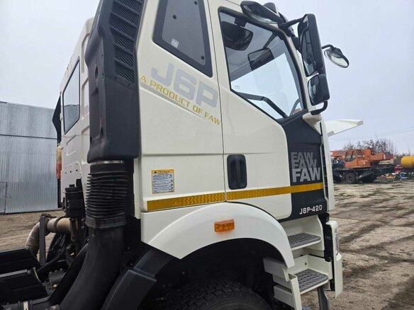 2024 FAW J6 CA3250, белый, 10050000 рублей - вид 9