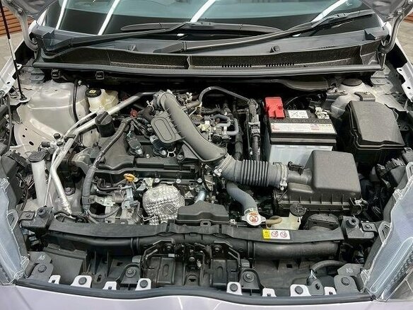 2023 Toyota Yaris IV, белый - вид 8