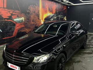 2020 Mercedes-Benz E-Класс 200 V (W213, S213, C238), чёрный, 2900000 рублей, вид 3