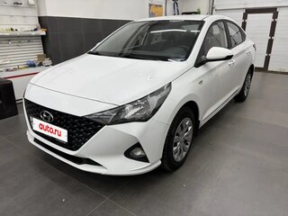 2022 Hyundai Solaris II Рестайлинг, белый, 1300000 рублей, вид 1