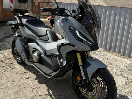 2022 Honda X-ADV, серый, 1510000 рублей, вид 2