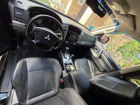 2015 Mitsubishi Pajero IV Рестайлинг 2, чёрный, 2550000 рублей - вид 10