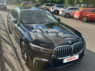 2020 BMW 7 серии Long 740Li xDrive VI (G11/G12) Рестайлинг, чёрный, 6000000 рублей, вид 2