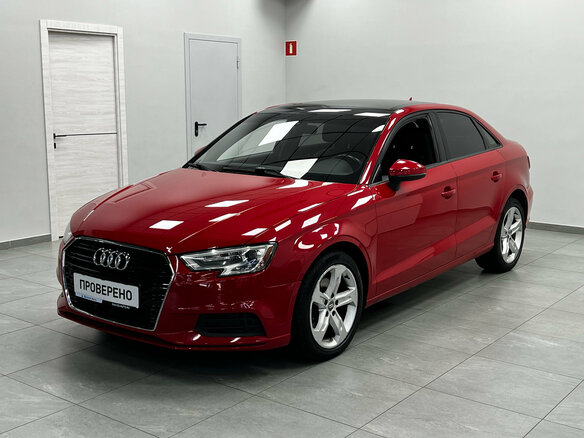 2018 Audi A3 III (8V) Рестайлинг, красный, 1750000 рублей