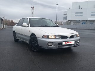 1992 Mitsubishi Galant VII, белый, 230000 рублей, вид 3