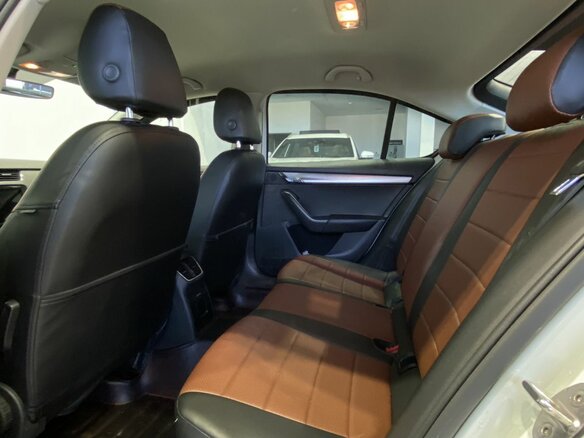 2019 Skoda Octavia III (A7) Рестайлинг, белый, 1399900 рублей - вид 20