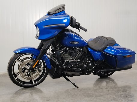 2024 Harley-Davidson Street Glide, синий, 2899000 рублей, вид 4
