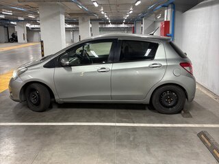 2011 Toyota Vitz III (XP130), зелёный, 520000 рублей, вид 4