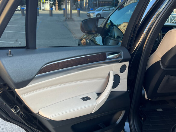 2010 BMW X6 35i 8-speed I (E71), чёрный, 2100000 рублей - вид 12