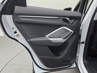 2023 Audi Q3 Sportback 35 TDI II (F3), белый, 4000000 рублей, вид 5