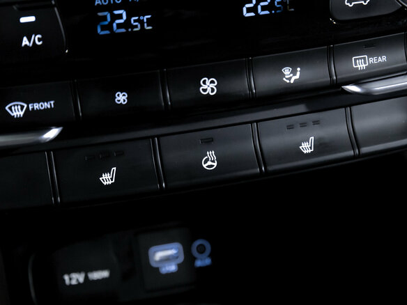 2018 Hyundai Santa Fe IV, чёрный, 2549000 рублей - вид 23