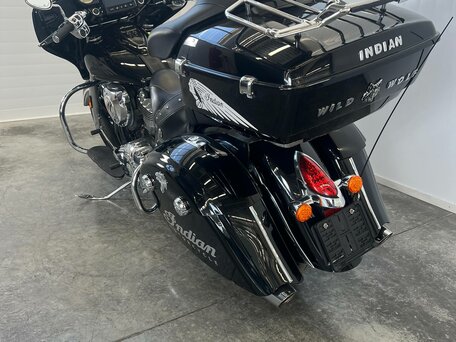 2017 Indian Chieftain, чёрный, 1349000 рублей, вид 4