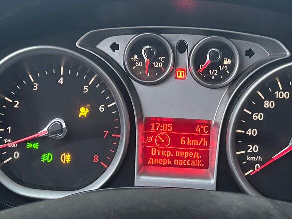 2008 Ford Focus II Рестайлинг, чёрный, 450000 рублей - вид 7